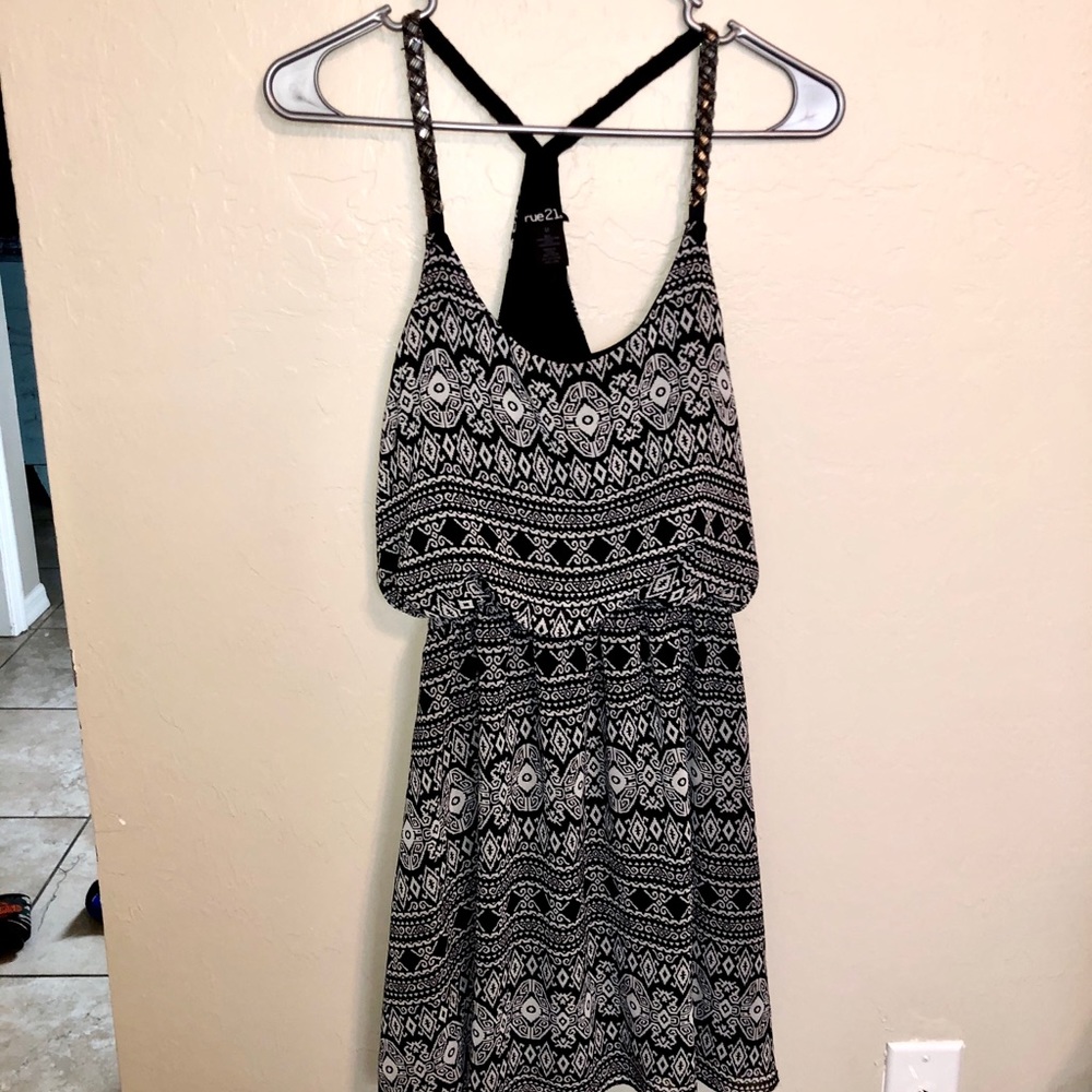 Rue 21 casual summer dress. Super comfy and cute